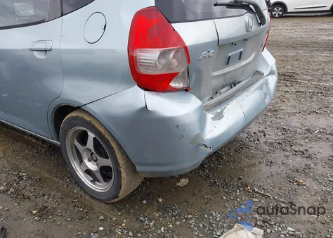 2007 Honda Fit from USA, damaged, VIN JHMGD37427S039568